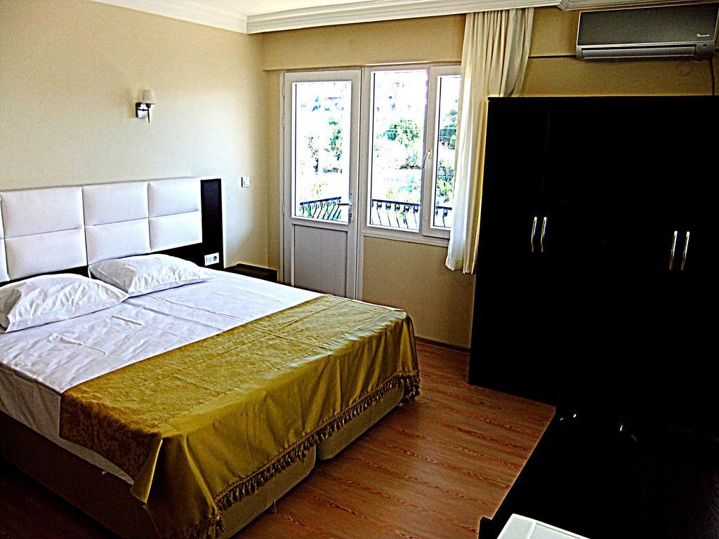 Uzunhan Hotel Айвалык Экстерьер фото