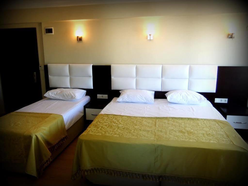 Uzunhan Hotel Айвалык Экстерьер фото